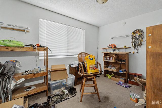 2701 N Inyo Street, Bakersfield, CA 93305