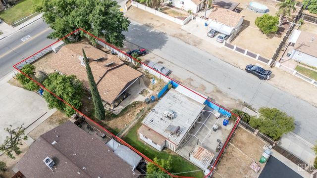 2701 N Inyo Street, Bakersfield, CA 93305