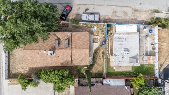 2701 N Inyo Street, Bakersfield, CA 93305