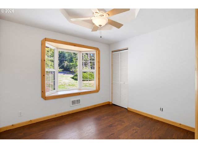 17716 Ne 232ND Ave, Brush Prairie, WA 98606