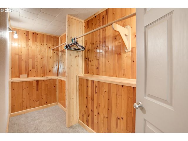 17716 Ne 232ND Ave, Brush Prairie, WA 98606
