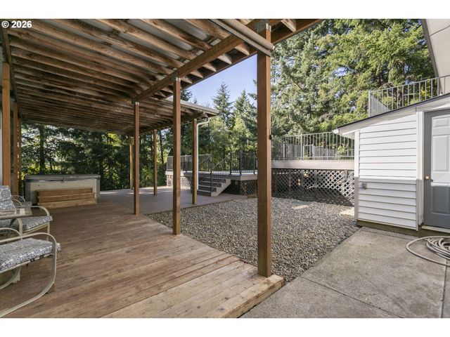 17716 Ne 232ND Ave, Brush Prairie, WA 98606