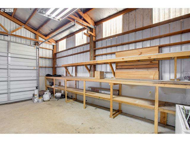 17716 Ne 232ND Ave, Brush Prairie, WA 98606