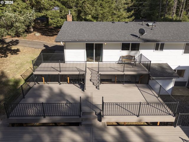 17716 Ne 232ND Ave, Brush Prairie, WA 98606