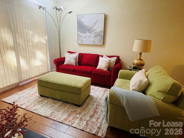 718 Trade Street 210, Charlotte, NC 28202