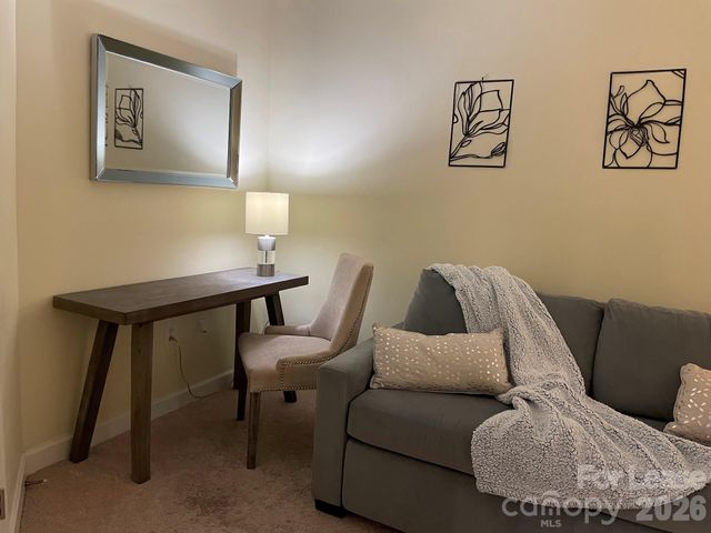 718 Trade Street 210, Charlotte, NC 28202