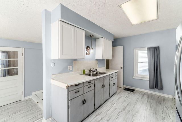 111 N High Street, Baltimore, OH 43105