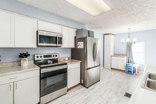 111 N High Street, Baltimore, OH 43105