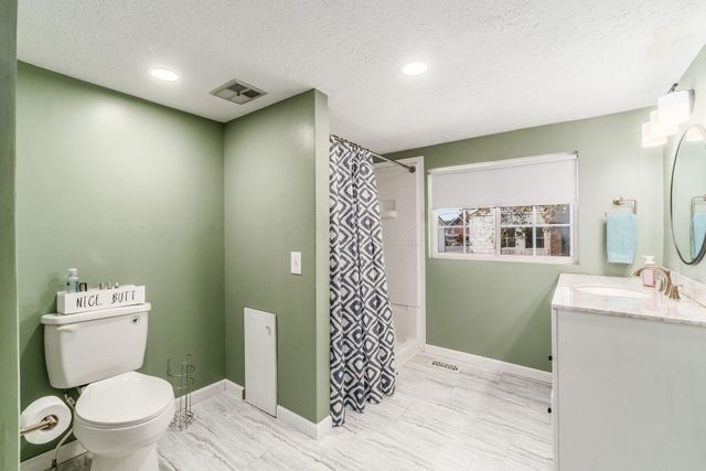 111 N High Street, Baltimore, OH 43105