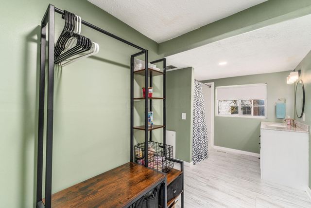 111 N High Street, Baltimore, OH 43105