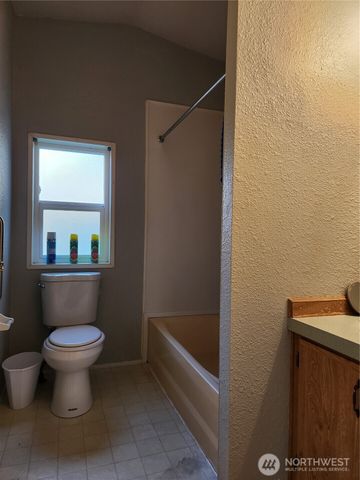 231 SE Whitener Road, Shelton, WA 98584