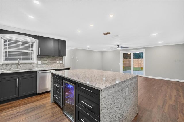 8700 58TH LANE N, Pinellas Park, FL 33782