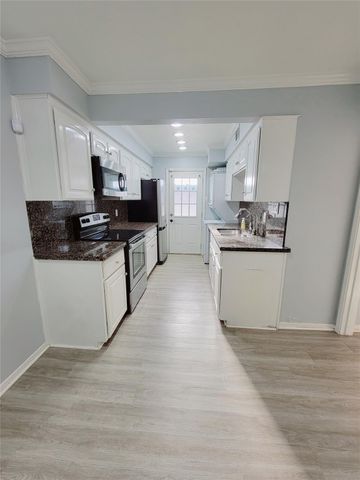 7900 Westheimer Road 255, Houston, TX 77063