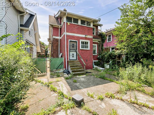 348 Monterey Street, Highland Park, MI 48203