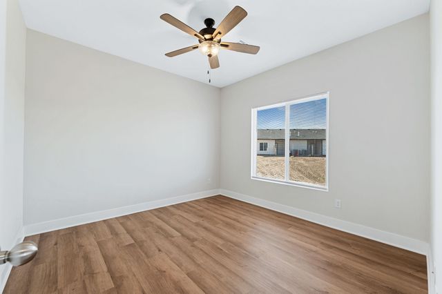 843 S Wybern St, Valley Center, KS 67147