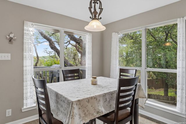 535 Mesa Bluff, San Antonio, TX 78258