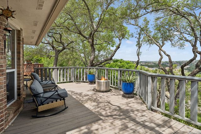 535 Mesa Bluff, San Antonio, TX 78258