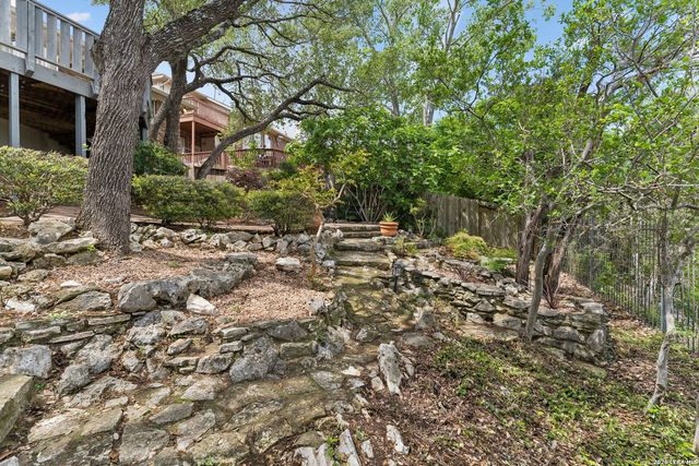 535 Mesa Bluff, San Antonio, TX 78258