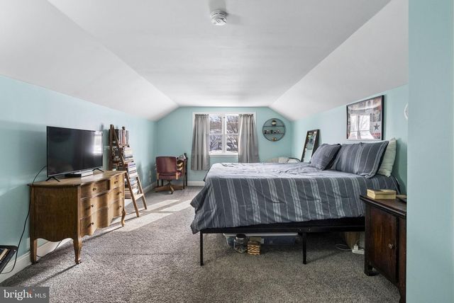 111 BRIARWOOD DR, Downingtown, PA 19335