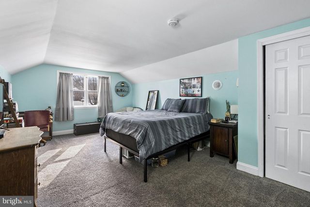 111 BRIARWOOD DR, Downingtown, PA 19335