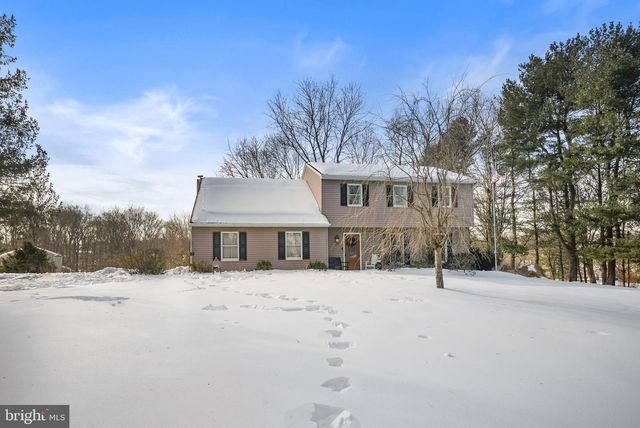 111 BRIARWOOD DR, Downingtown, PA 19335