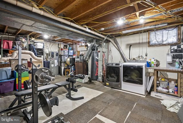 111 BRIARWOOD DR, Downingtown, PA 19335