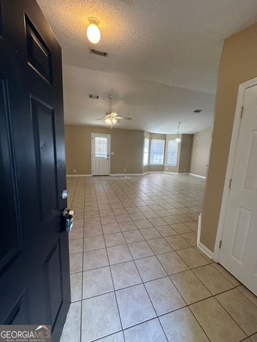 119 Lake Wisteria Court, Kingsland, GA 31548