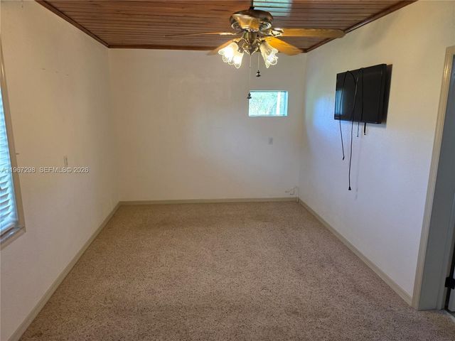 4321 Kirby Loop Rd 1, Fort Pierce, FL 34981