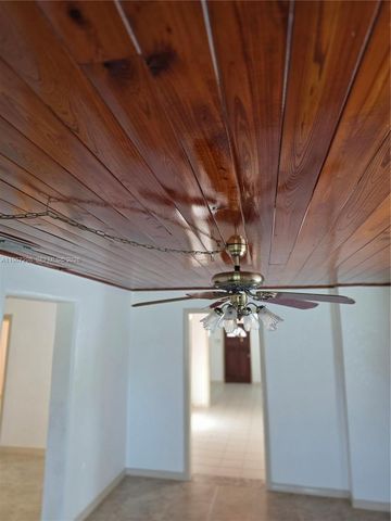 4321 Kirby Loop Rd 1, Fort Pierce, FL 34981