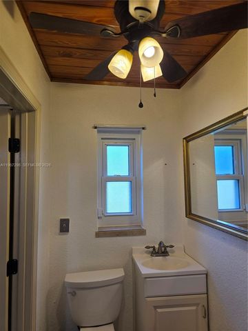 4321 Kirby Loop Rd 1, Fort Pierce, FL 34981