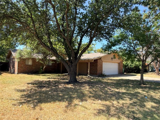 1225 Cordell Street, Denton, TX 76201