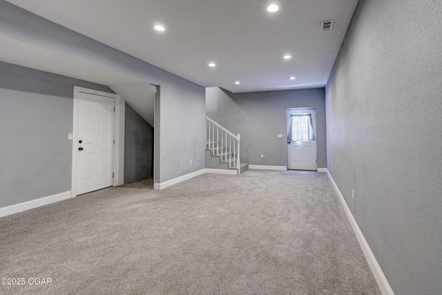 2321 S Picher Avenue, Joplin, MO 64804