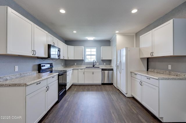2321 S Picher Avenue, Joplin, MO 64804