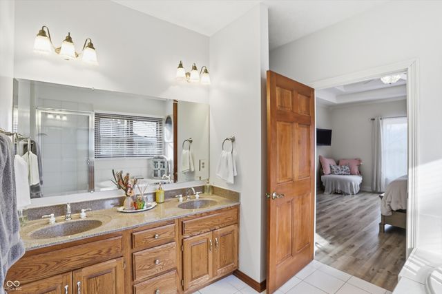 9010 Summer Estate Drive, Indianapolis, IN 46256