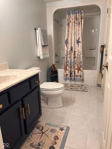 9010 Summer Estate Drive, Indianapolis, IN 46256