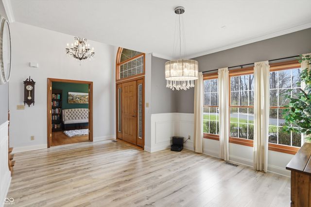 9010 Summer Estate Drive, Indianapolis, IN 46256