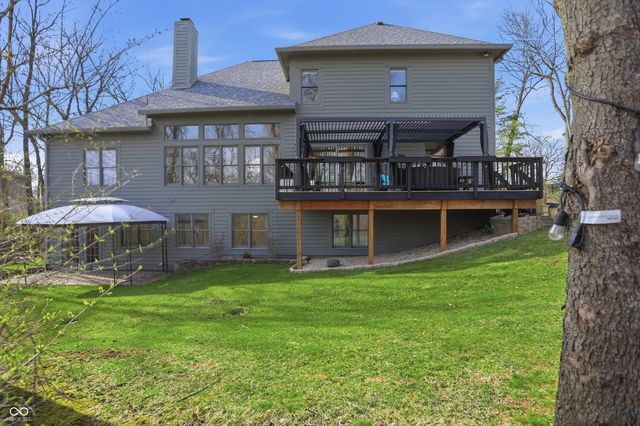 9010 Summer Estate Drive, Indianapolis, IN 46256