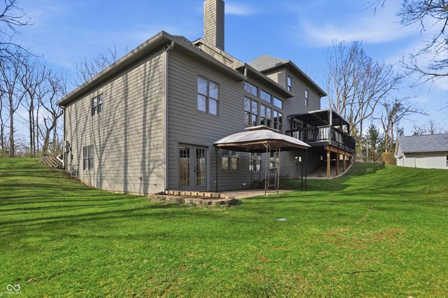 9010 Summer Estate Drive, Indianapolis, IN 46256