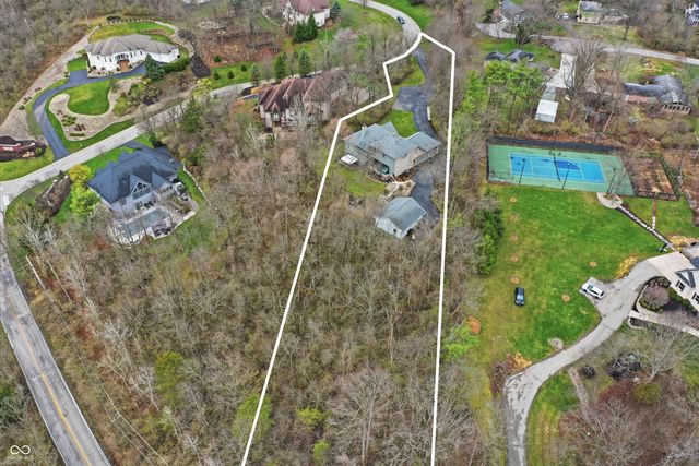 9010 Summer Estate Drive, Indianapolis, IN 46256