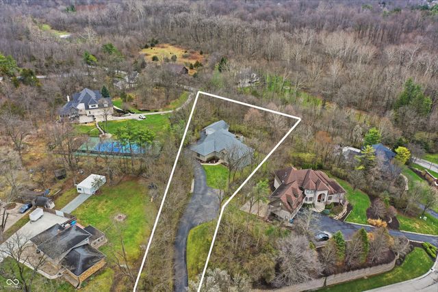 9010 Summer Estate Drive, Indianapolis, IN 46256