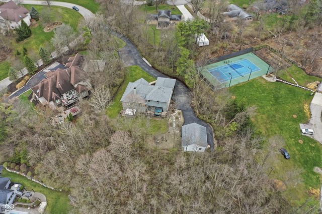 9010 Summer Estate Drive, Indianapolis, IN 46256