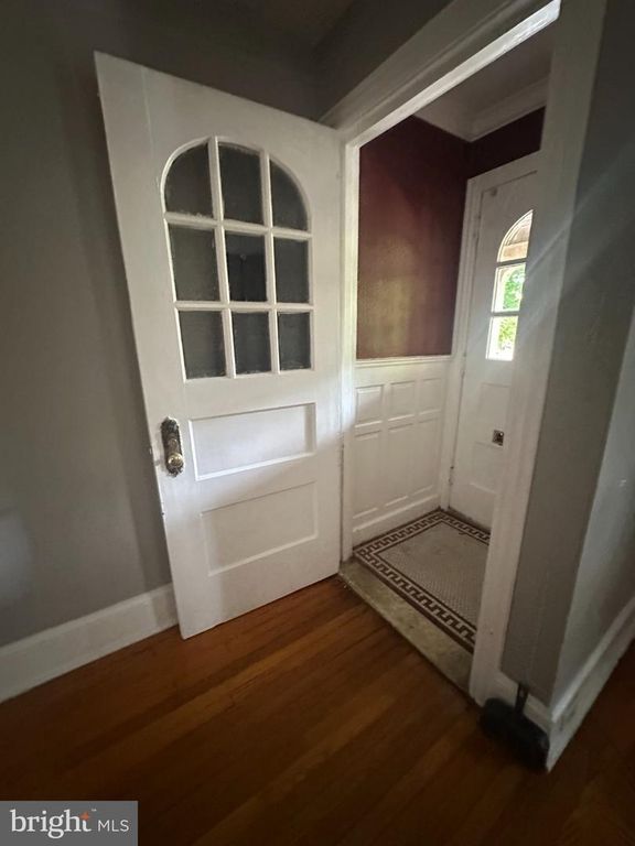 313 W SEYMOUR ST, PHILADELPHIA, PA 19144 — photo 2