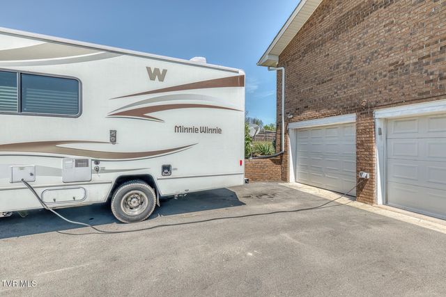 515 Hickory Hills Road, Church Hill, TN 37642