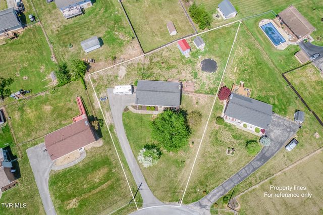 515 Hickory Hills Road, Church Hill, TN 37642