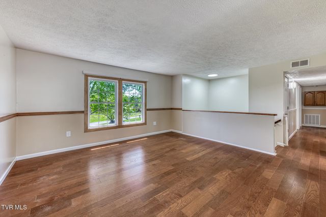 515 Hickory Hills Road, Church Hill, TN 37642