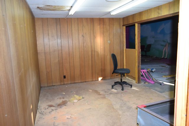 108 S COMMERCIAL Avenue, Coleman, TX 76834