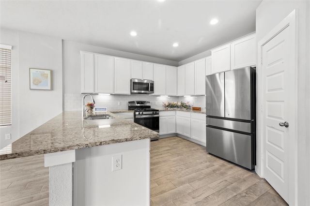 2311 Honey Heights Lane, Fresno, TX 77545