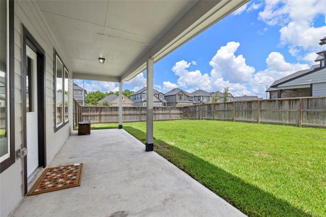 2311 Honey Heights Lane, Fresno, TX 77545