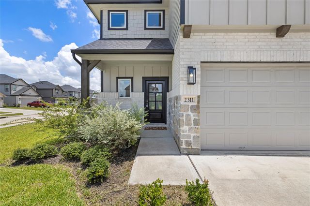 2311 Honey Heights Lane, Fresno, TX 77545