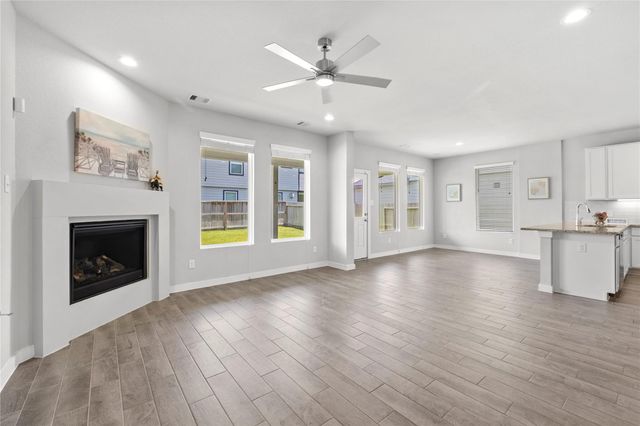 2311 Honey Heights Lane, Fresno, TX 77545